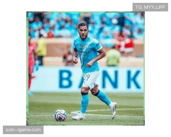 福登：低调前行的本土足球新星闪耀赛场