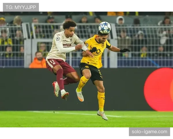 阿德耶米边路神速突破引领多特蒙德攻势